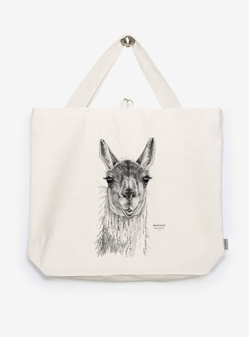 bolso XL reutilizable diseño guanaco Chile
bolso compras fauna flora chilena alternativa plástico
regalo bolso XL guanaco Chile
bolso XL tela ilustración guanaco Chile
bolso compras ecológico fauna Chile