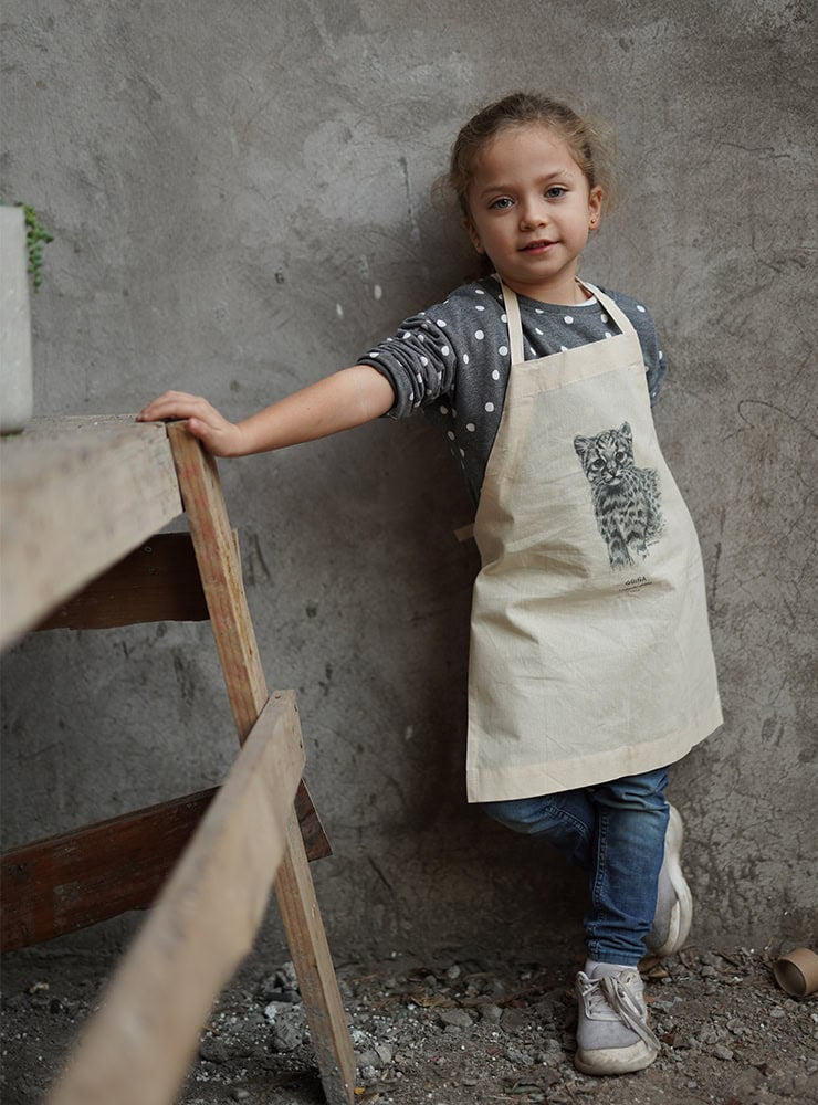 delantal infantil diseño chucao Chile
delantal niño talla 2-5 ave endémica bosque sur Chile
regalo niño delantal infantil chucao Chile
delantal escolar aves nativas Chile
delantal infantil algodón chucao bosque valdiviano Chile