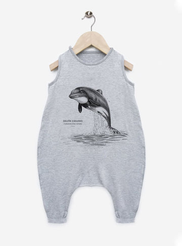 enterito bebé diseño delfín chileno Chile algodón modal
ropa bebé con único cetáceo endémico Chile
enterito unisex bebé delfín chileno Chile
regalo bebé recién nacido delfín chileno Chile
ropa bebé fauna marina austral Chile