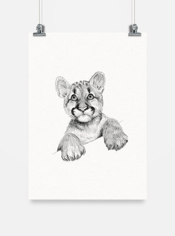 lámina para enmarcar diseño puma cachorro Chile
decoración hogar con ilustración cachorro felino nativo Chile
lámina firmada ilustradora puma cachorro Chile
regalo lámina puma cachorro fauna Chile hogar
lámina arte cría felino andino Chile