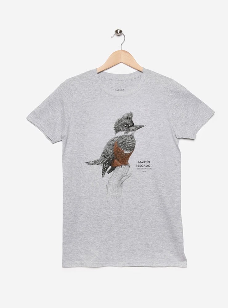 polera manga corta diseño martín pescador Chile
ropa con ave colorida nativa ríos lagos Chile
polera algodón unisex ave ribereña Chile
regalo Día del Padre martín pescador Chile
ropa conservación aves lacustres Chile