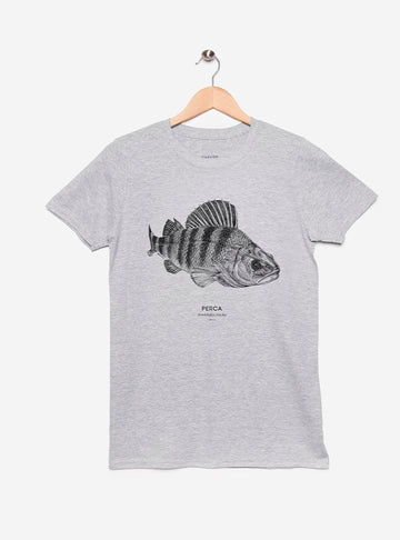 polera con diseño perca trucha Patagonia Chile
ropa con pez nativo ríos lagos patagónicos
polera algodón manga corta fauna fluvial Chile
regalo con perca trucha pez Patagonia
ropa fauna acuática dulceacuícola Chile