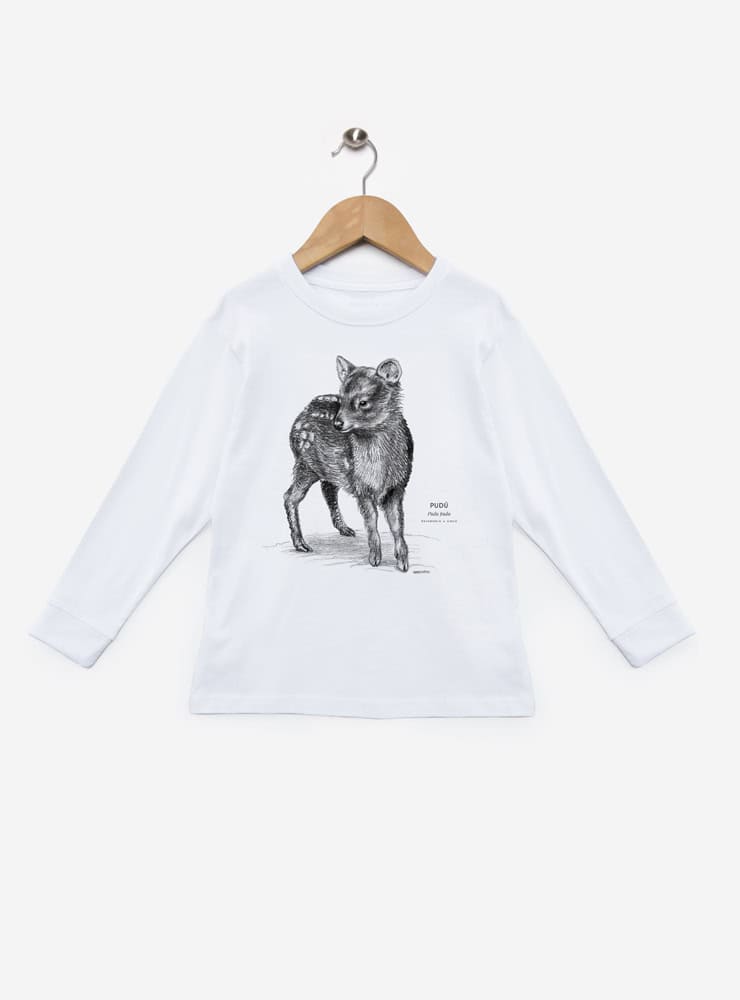 polera infantil manga larga diseño pudú Chile
ropa niño con ciervo más pequeño del mundo manga larga
polera algodón niño manga larga pudú bosque sur Chile
regalo niño manga larga pudú conservación Chile
ropa infantil manga larga fauna vulnerable bosque Chile