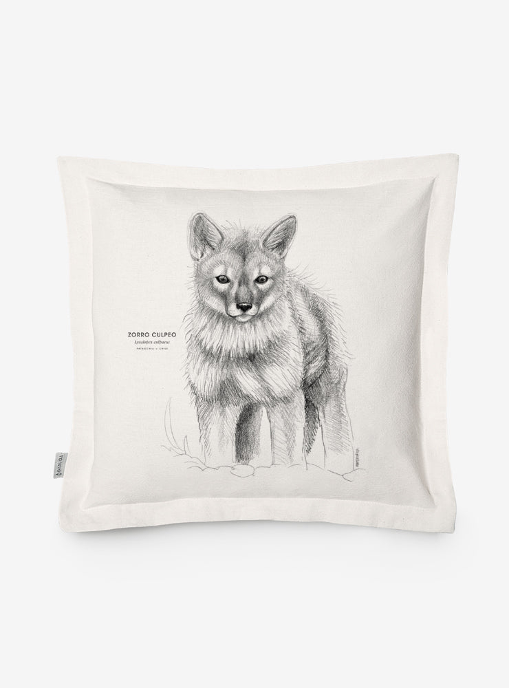 funda cojín diseño zorro culpeo cachorro Chile algodón
decoración hogar con cría zorro culpeo nativo Chile
funda cojín algodón 50x50 zorro cachorro Chile
regalo decoración hogar zorro cachorro familia Chile
funda cojín fauna andina patagónica Chile hogar
