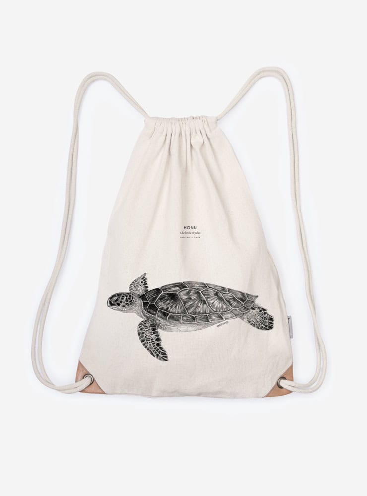 mochila diseño tortuga verde Chile
mochila escolar fauna flora chilena vuelta a clases
regalo mochila tortuga verde Chile niño
mochila ilustración tortuga verde Chile sustentable
mochila vuelta a clases fauna Chile