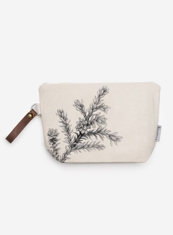 neceser diseño alerce Chile
regalo neceser fauna flora chilena
necesar alerce accesorio sustentable Chile
regalo Día de la Madre neceser alerce Chile
necesar ilustración alerce fauna Chile
