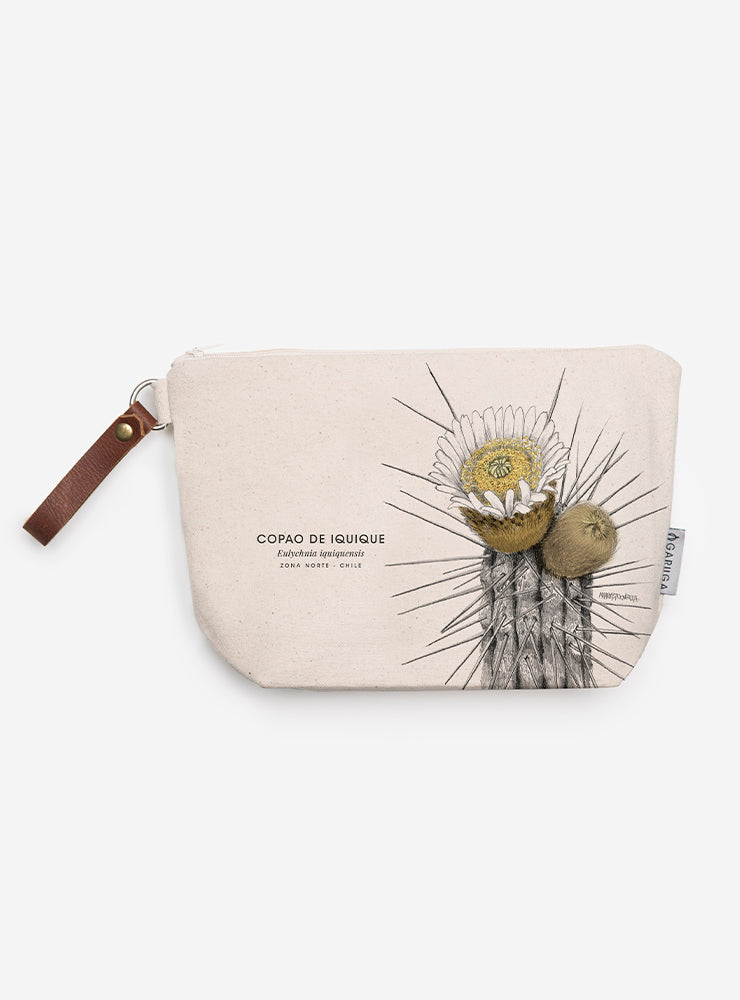 neceser diseño copao de iquique Chile
regalo neceser fauna flora chilena
necesar copao de iquique accesorio sustentable Chile
regalo Día de la Madre neceser copao de iquique Chile
necesar ilustración copao de iquique fauna Chile
