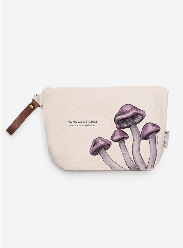 neceser diseño cortinarius magellanicus Chile
regalo neceser fauna flora chilena
necesar cortinarius magellanicus accesorio sustentable Chile
regalo Día de la Madre neceser cortinarius magellanicus Chile
necesar ilustración cortinarius magellanicus fauna Chile