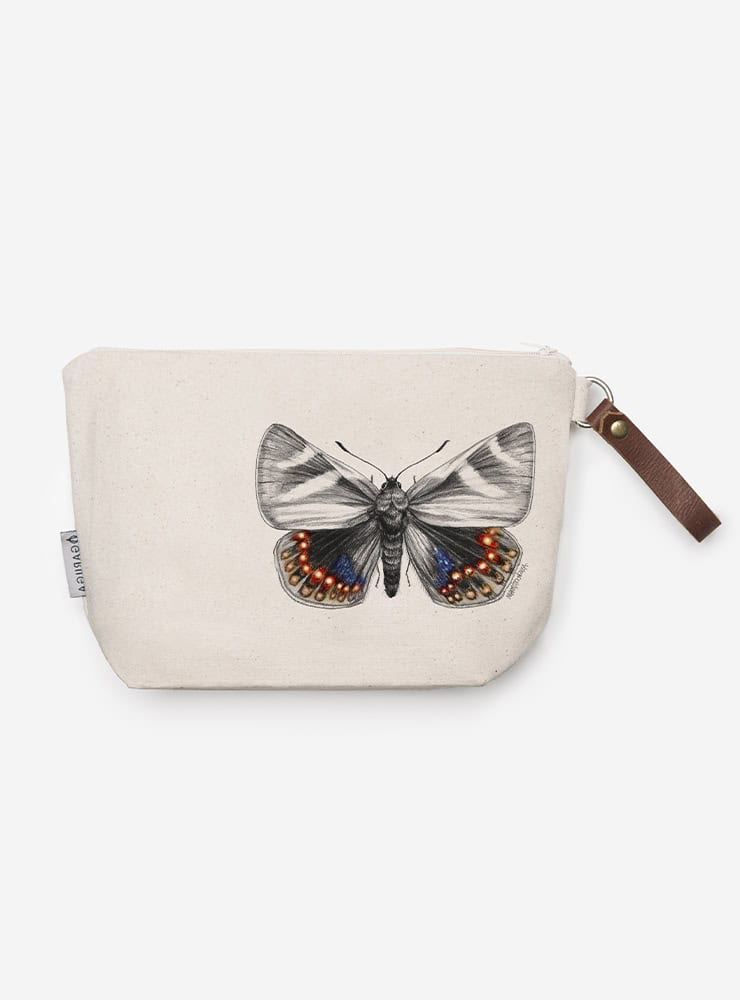 neceser diseño mariposa del chagual Chile
regalo neceser fauna flora chilena
necesar mariposa del chagual accesorio sustentable Chile
regalo Día de la Madre neceser mariposa del chagual Chile
necesar ilustración mariposa del chagual fauna Chile