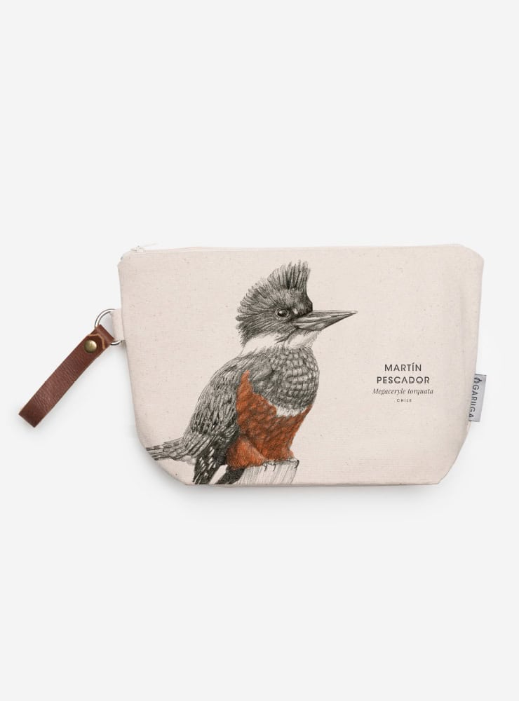 neceser diseño martín pescador Chile
regalo neceser fauna flora chilena
necesar martín pescador accesorio sustentable Chile
regalo Día de la Madre neceser martín pescador Chile
necesar ilustración martín pescador fauna Chile
