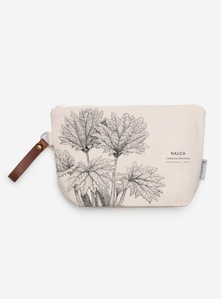 neceser diseño nalca Chile
regalo neceser fauna flora chilena
necesar nalca accesorio sustentable Chile
regalo Día de la Madre neceser nalca Chile
necesar ilustración nalca fauna Chile