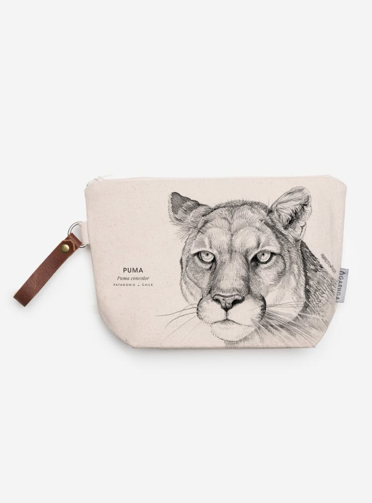 neceser diseño puma Chile
regalo neceser fauna flora chilena
necesar puma accesorio sustentable Chile
regalo Día de la Madre neceser puma Chile
necesar ilustración puma fauna Chile