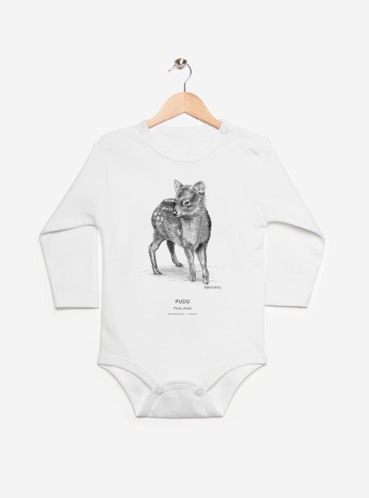 pilucho manga larga bebé diseño pudú Chile
ropa bebé manga larga con ciervo más pequeño del mundo
pilucho algodón PIMA peruano pudú bosque sur Chile
regalo recién nacido pudú pilucho Chile
ropa bebé fauna vulnerable bosque templado Chile manga larga