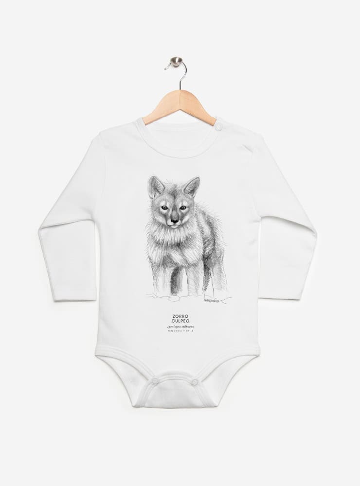 pilucho manga larga bebé diseño zorro cachorro Chile
ropa bebé manga larga con cría zorro culpeo Chile
pilucho algodón PIMA peruano zorro cachorro andino
regalo recién nacido zorro cachorro pilucho Chile
ropa bebé familia zorro culpeo Chile manga larga