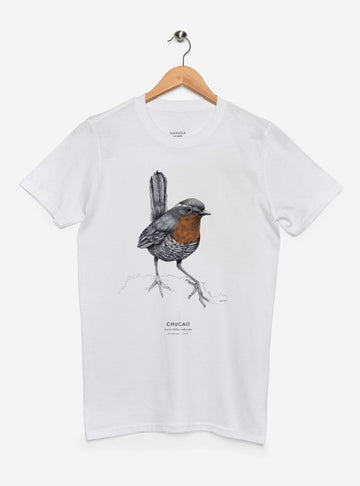 polera manga corta diseño chucao Chile
ropa con ave emblemática bosque valdiviano Chile
polera algodón unisex ave endémica sur Chile
regalo con chucao ave folklore chileno
ropa conservación bosque templado Chile
