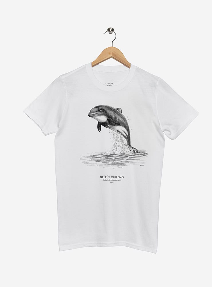 polera manga corta diseño delfín chileno Chile
ropa con único cetáceo endémico Chile manga corta
polera algodón unisex delfín chileno Chile
regalo conservación delfín chileno Chile
ropa fauna marina austral Chile manga corta