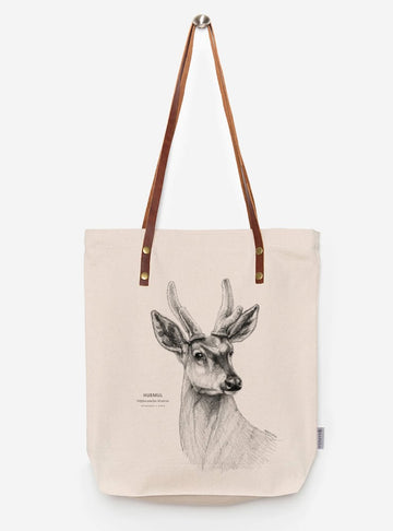 totebag diseño huemul Chile
bolsa tela reutilizable huemul fauna Chile
regalo totebag huemul Chile
totebag alternativa plástico fauna chilena
totebag ilustración huemul Chile sustentable