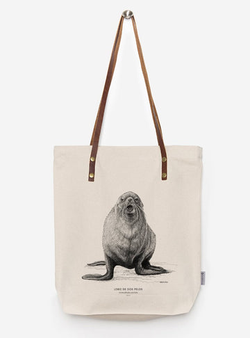 totebag diseño lobo de dos pelos Chile
bolsa tela reutilizable lobo de dos pelos fauna Chile
regalo totebag lobo de dos pelos Chile
totebag alternativa plástico fauna chilena
totebag ilustración lobo de dos pelos Chile sustentable