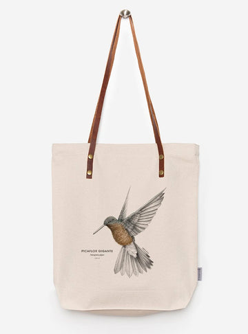 totebag diseño picaflor gigante Chile
bolsa tela reutilizable picaflor gigante fauna Chile
regalo totebag picaflor gigante Chile
totebag alternativa plástico fauna chilena
totebag ilustración picaflor gigante Chile sustentable